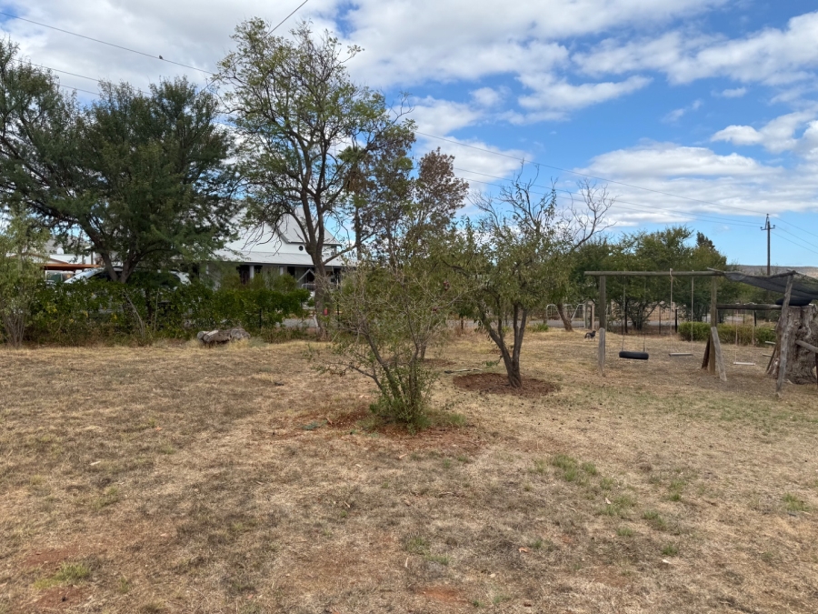 5 Bedroom Property for Sale in Ladismith Western Cape